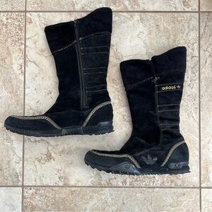 Adidas Climawarm Women's Black Suede Boots Torsion sole